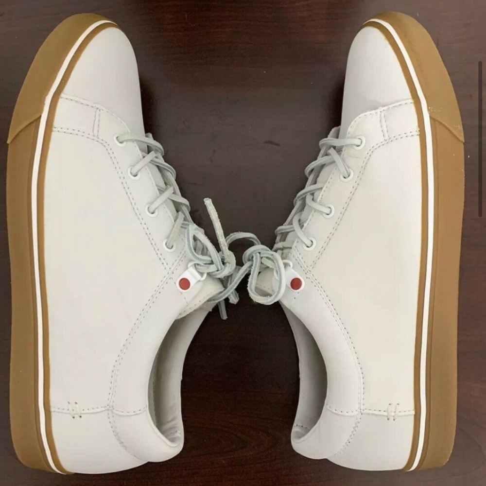 Uggs used sneakers